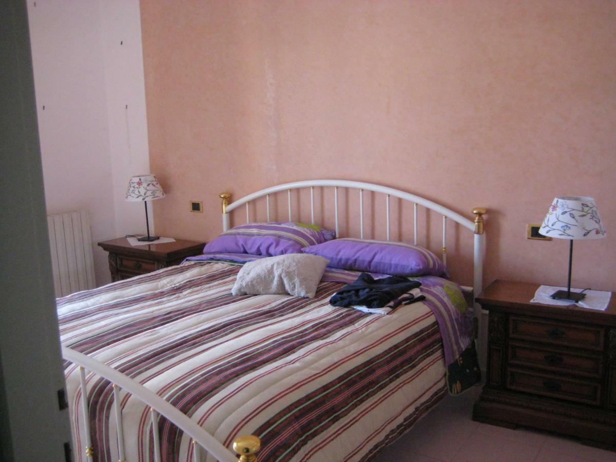A' Moglie Del Comandante Apartman Gaeta Kültér fotó